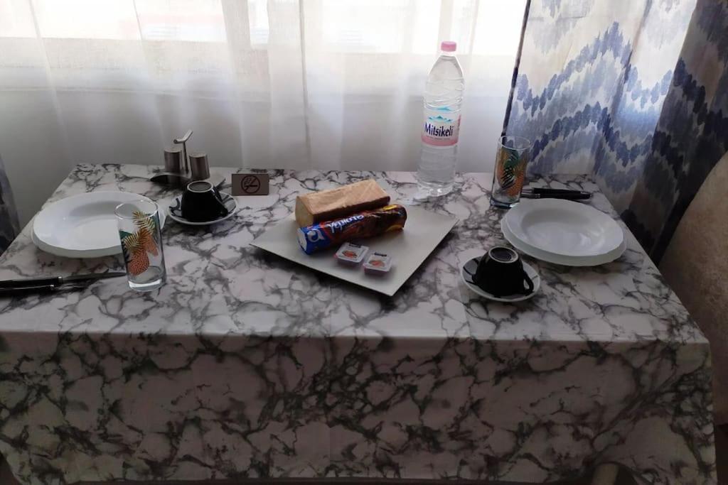 דירות Κεντρικό Στούντιο Στην Καρδίτσα. מראה חיצוני תמונה