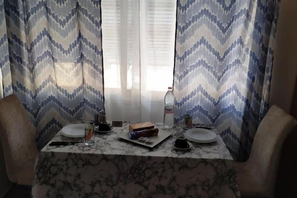 דירות Κεντρικό Στούντιο Στην Καρδίτσα. מראה חיצוני תמונה